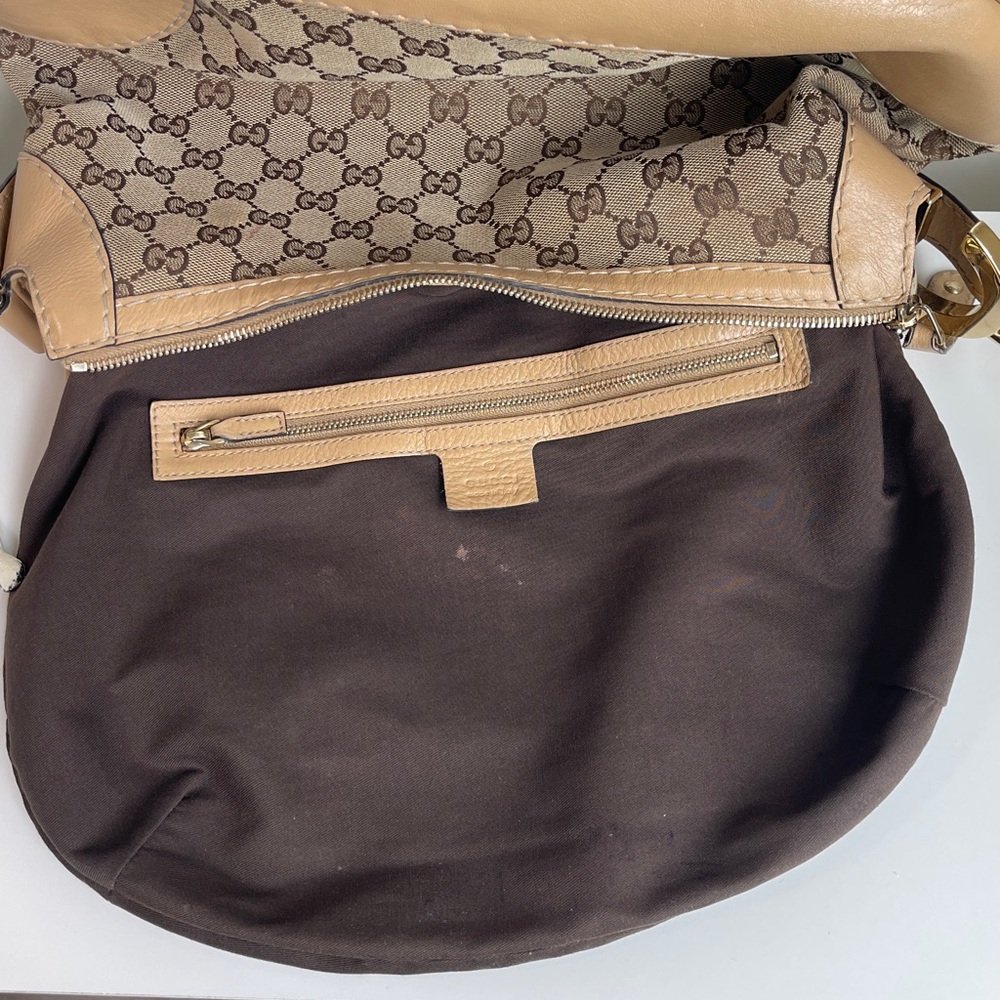 Gucci Charlotte Shoulder Bag - Picture 14 of 16